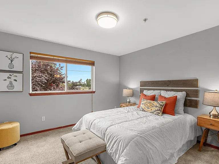 1129 W Casino Rd #3 — Photo 15