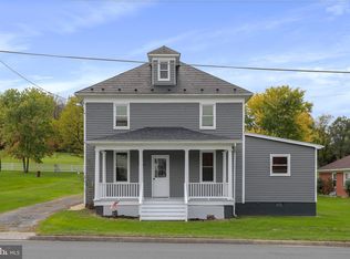 355 W Old Cross Rd, New Market, VA 22844