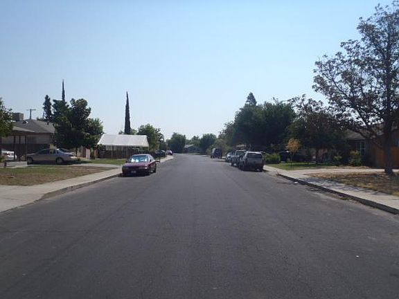 4th image of 3834 Arden Dr S
