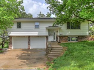 14638 Meadowbrook Ln, Council Bluffs, IA 51503