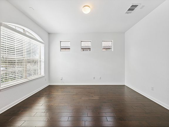 3rd image of 2713 Granite Hill Dr