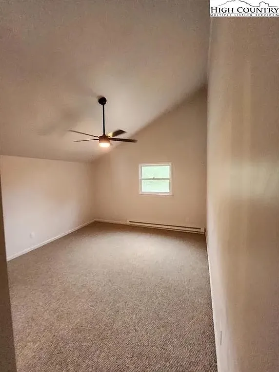 3 bed, 1143 sqft, $2,700 — Photo 4