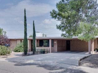 6880 E Hawthorne Cir, Tucson, AZ 85710