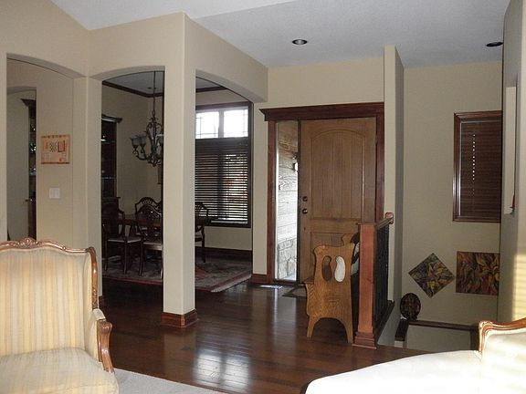 3rd image of 2615 Yaeger Dr