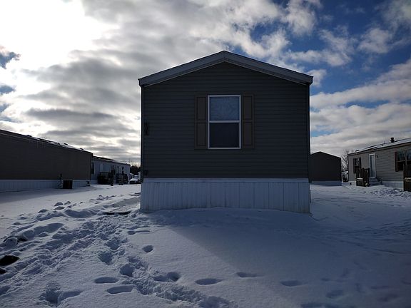 3rd image of 104 Elm Tree #104