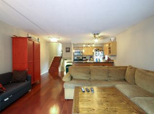 20 18th Ave NE, Minneapolis, MN 55418