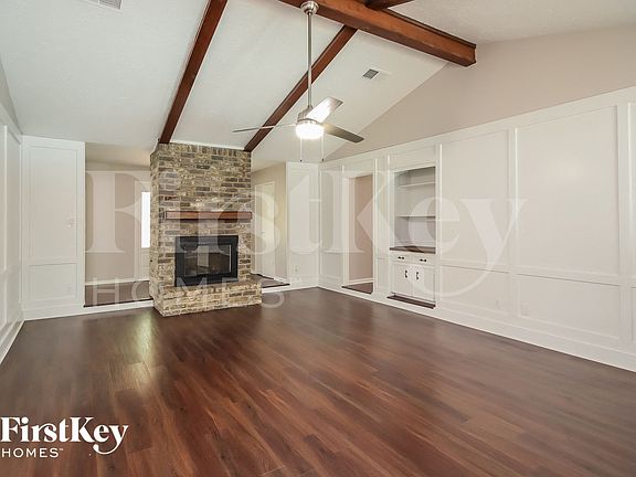 2nd image of 13915 Briarworth Dr