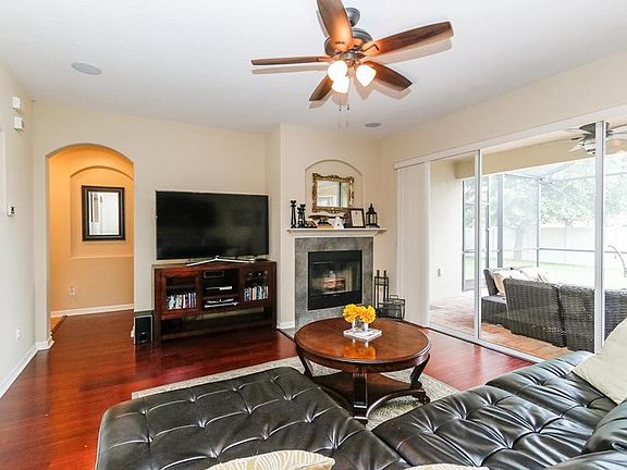 4th image of 3435 McCormick Woods Dr