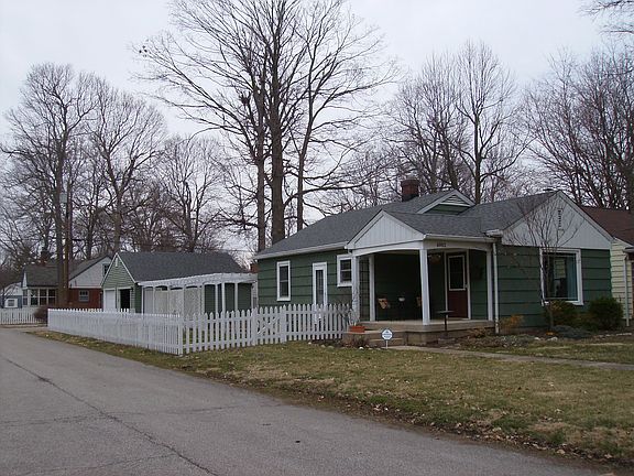 3rd image of 6002 Kingsley Dr