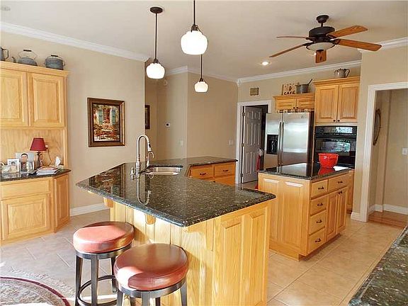 5th image of 7 McKenzie Ln