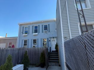218 Eagle St #R, Brooklyn, NY 11222