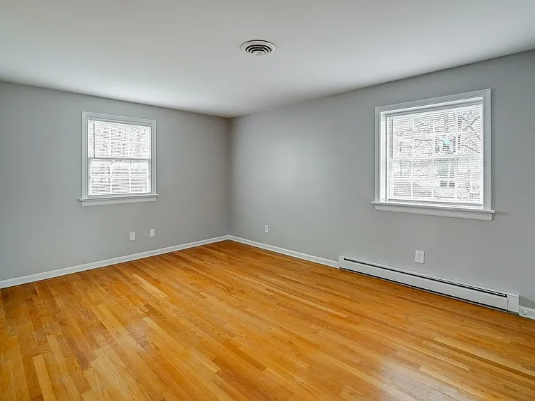 1621 Charrington Dr — Photo 27
