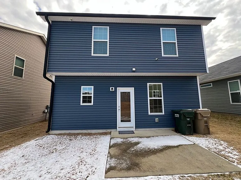 74 Griffith Pl — Photo 25