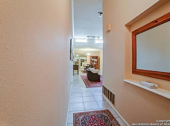 4th image of 512 Thelma Dr