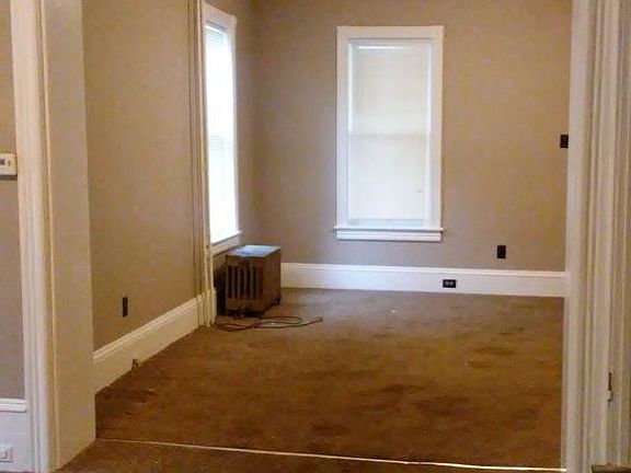 3rd image of 333 Percy St