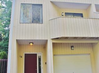 300 Flax Hill Rd APT 16, Norwalk, CT 06854