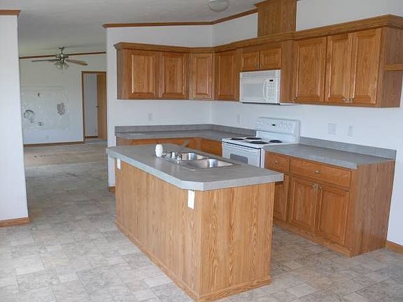 Range/microwave/dishwashe