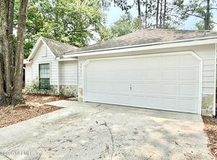 3951 Hunters Lake Cir W, Jacksonville, FL 32210