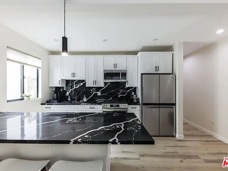 9024 Phyllis Ave #A — Photo 12