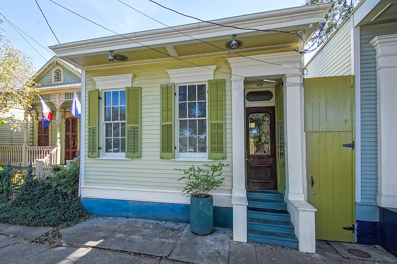 1st image of 913 Elysian Fields Ave