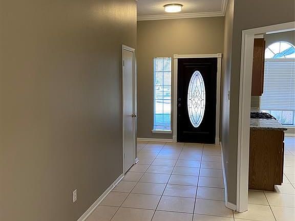 3rd image of 4614 Ten Sleep Ln