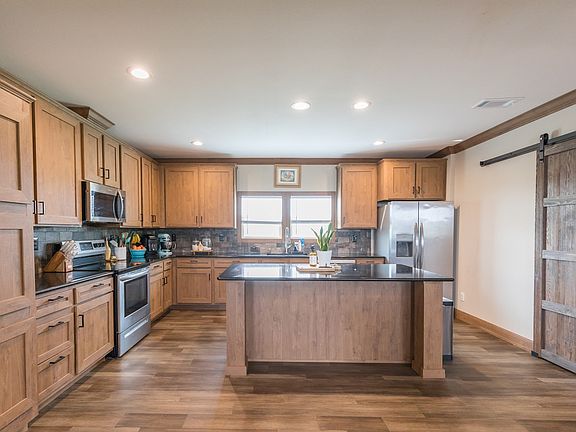 3rd image of 10099 County Road 452