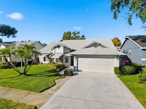 765 Saddlebrook Dr, Tarpon Springs, FL 34689