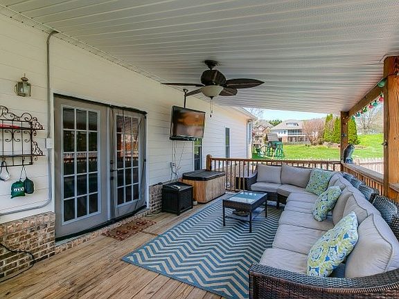 Great space to entertain