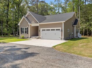 1734 Angus Rd, Hayes, VA 23072