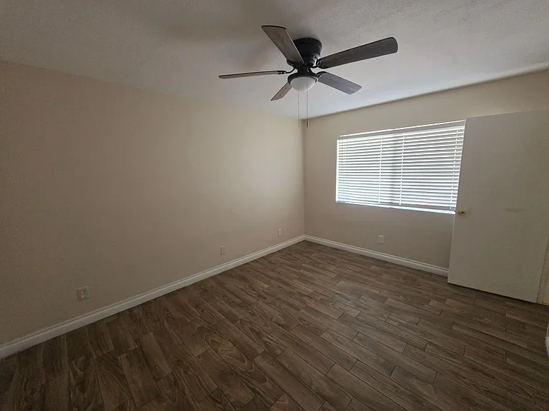 41015 Alder Ave — Photo 17