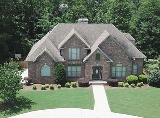 900 Timberline Cir, Calera, AL 35040