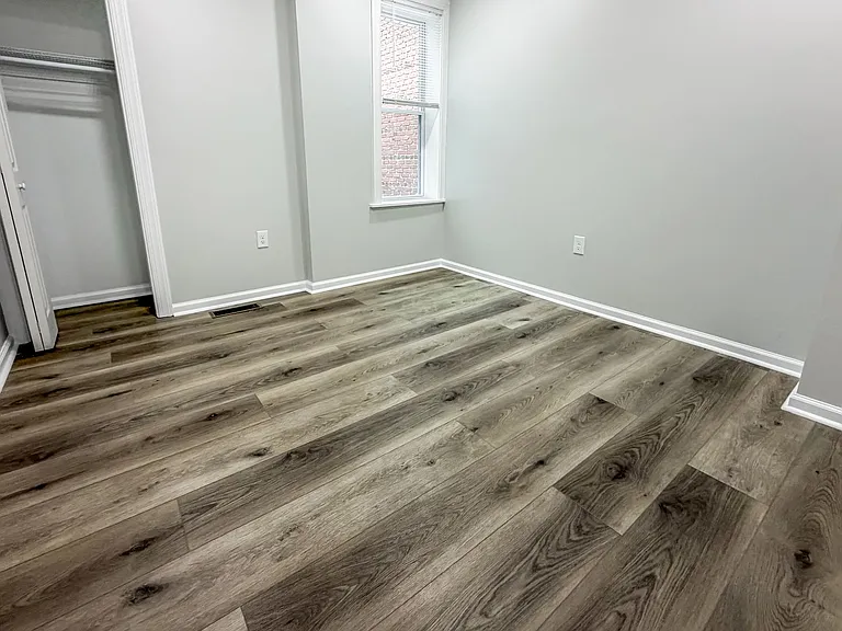 2332 N Monroe St — Photo 9