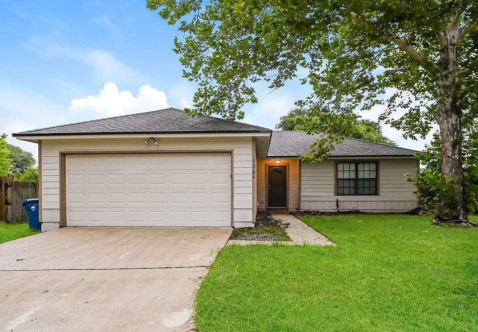 1364 Trotters Walk Way