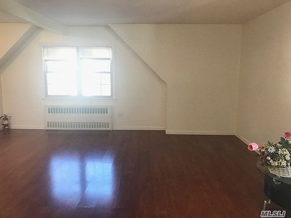 2nd image of 129-10 9th Ave Floor 2