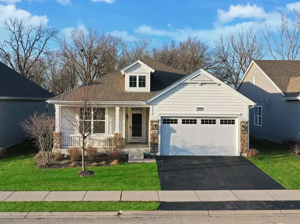 3911 Chesapeake Ln, Naperville, IL 60564
