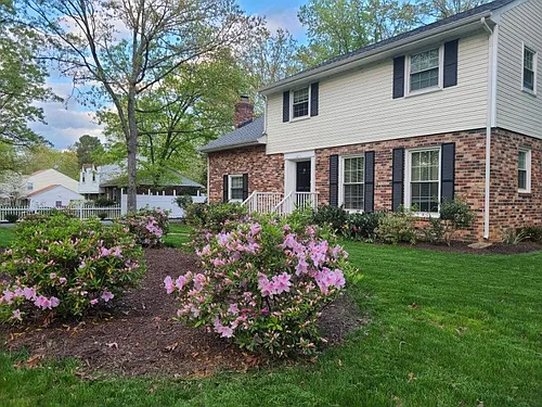 1071 Warminster Dr Photo 1