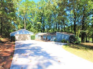 240 Lakeside Dr, Newnan, GA 30263