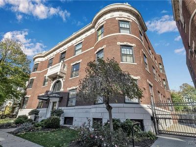 63 Barker St APT 3, Buffalo, NY, 14209