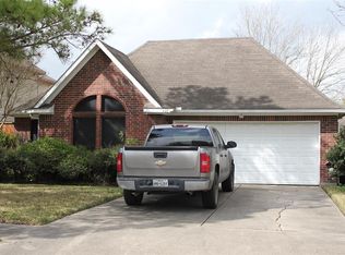 322 Skylark Rd, Pasadena, TX 77502