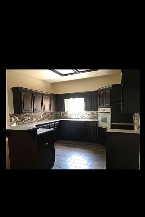 2nd image of 2179 W Green Oaks Blvd