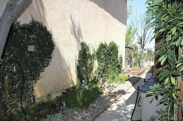 6208 Smokey Hill Ln — Photo 25