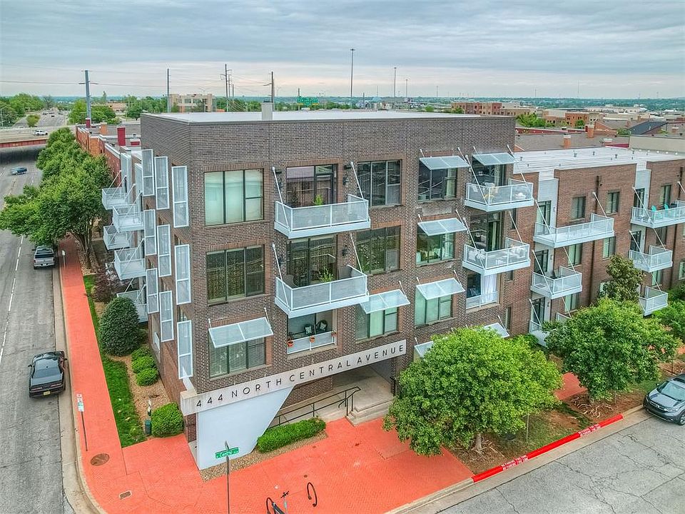 1st image of 444 N Central Ave #206