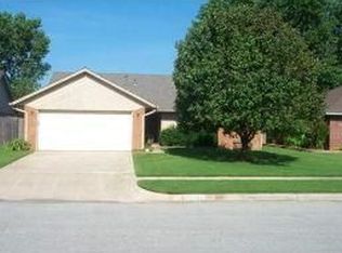 404 Winston Dr, Norman, OK 73072