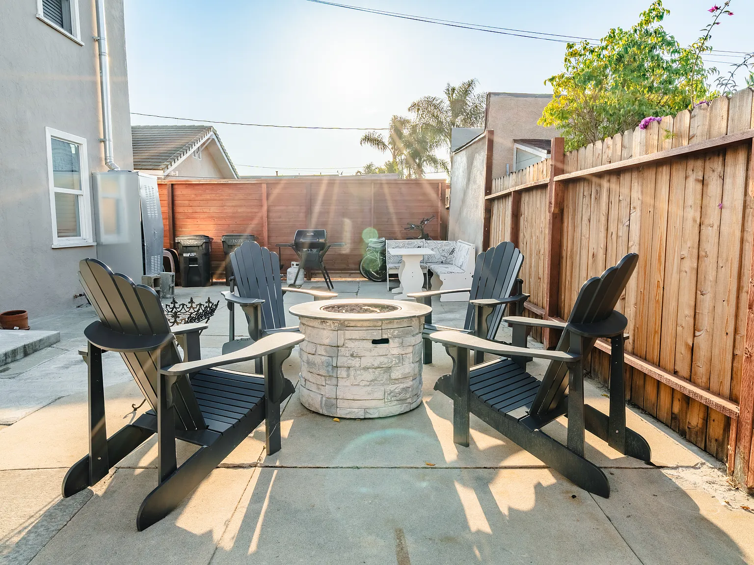 2 bed, 950 sqft, $3,500 — Photo 2