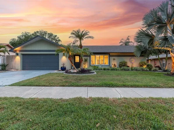 3105 Bentwood Ln, Safety Harbor, FL 34695
