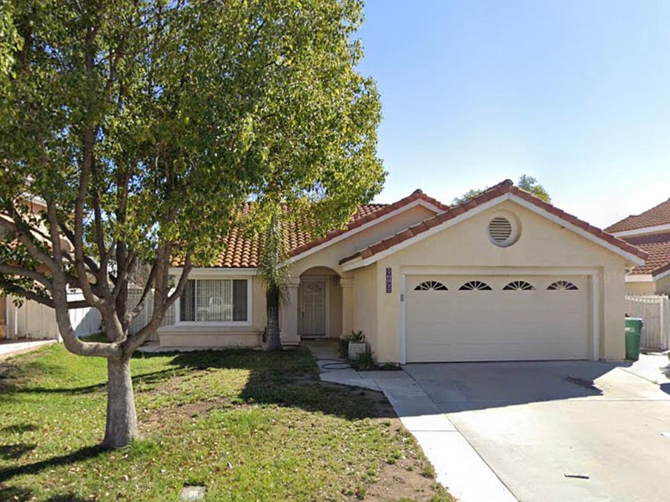 1st image of 26922 Fayence Dr