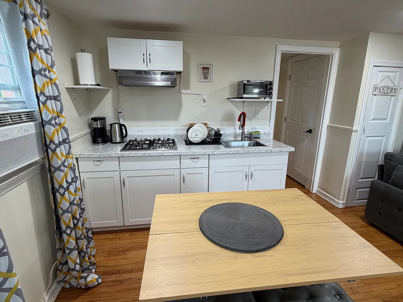 1 bed, $2,200 — Photo 4