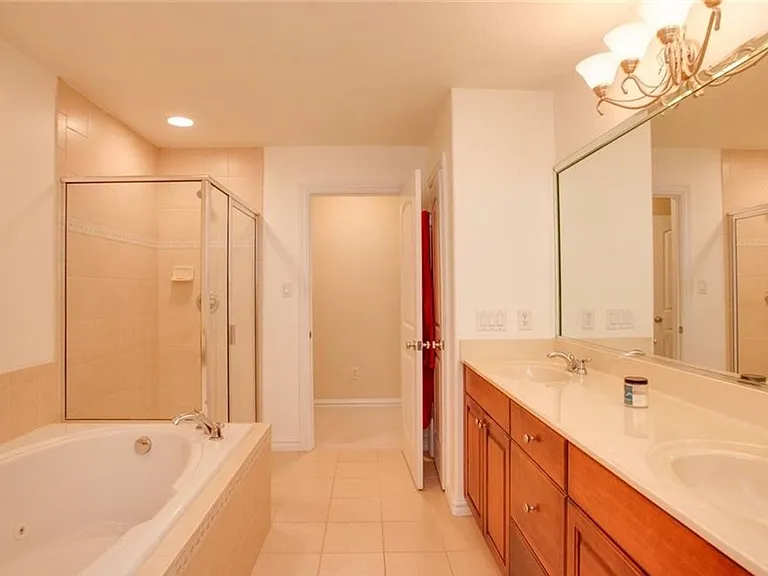 1032 Horton Pl — Photo 11