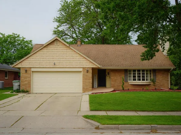 3867 South Massachusetts AVENUE, Milwaukee, WI 53220