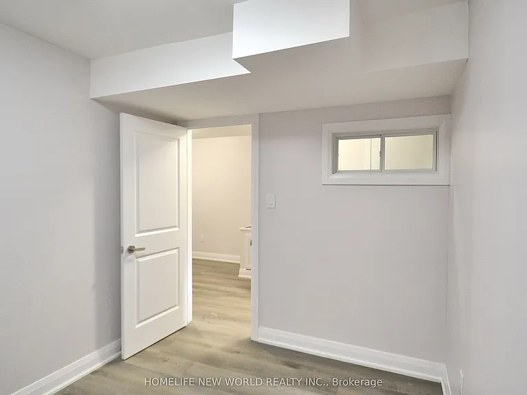 27 Nightingale St #LOWER — Photo 10